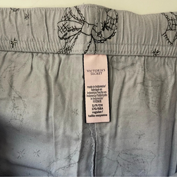 Victoria’s Secret Light Gray Black Bow Print Wide Leg Pajama Pants Small Women’s - Picture 10 of 12